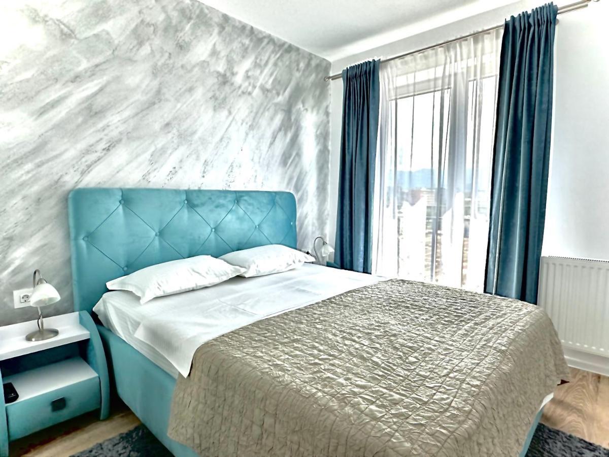 4Friendscoresibrasov Blue Екстериор снимка